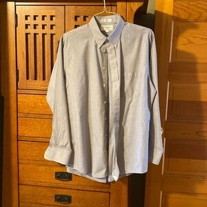 Men's Burberry long sleeve cotton shirt 161/2 neck 34" sleeve no damage.